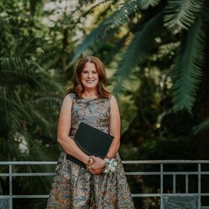 Meet your Posher, Sharon